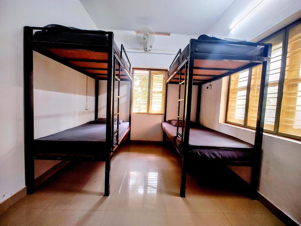 Gogonuts Hostel Varkala Exterior foto