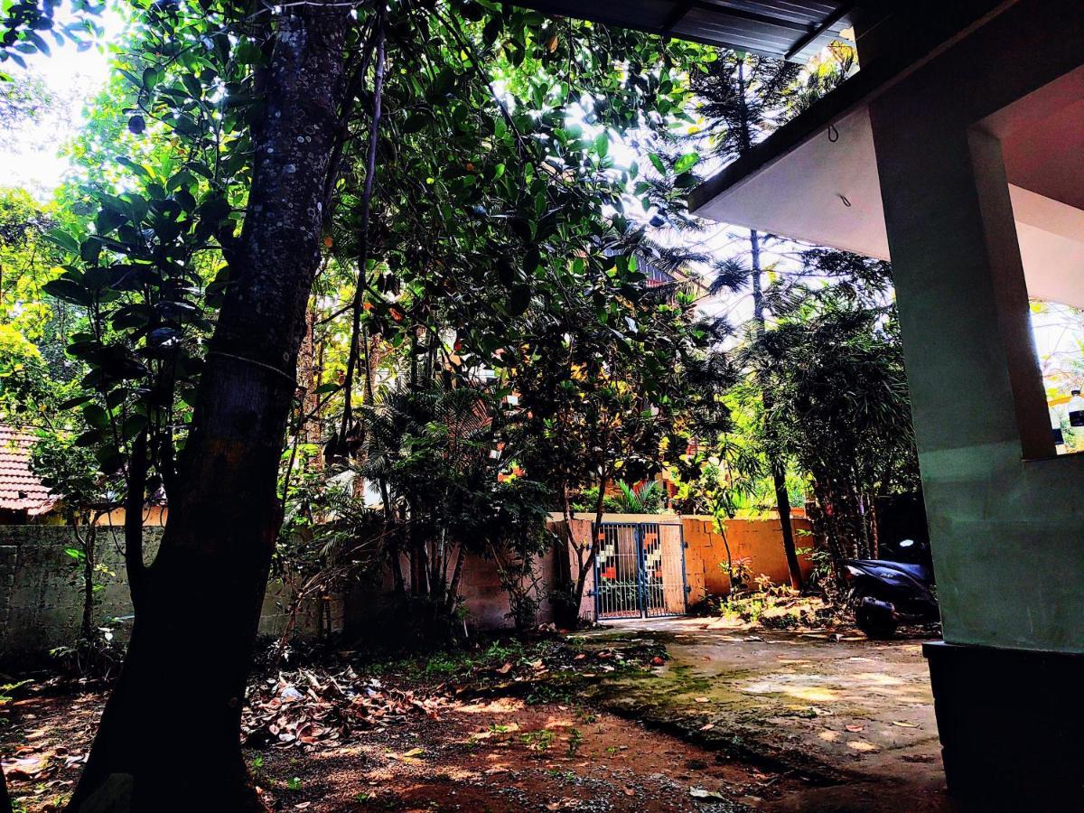 Gogonuts Hostel Varkala Exterior foto